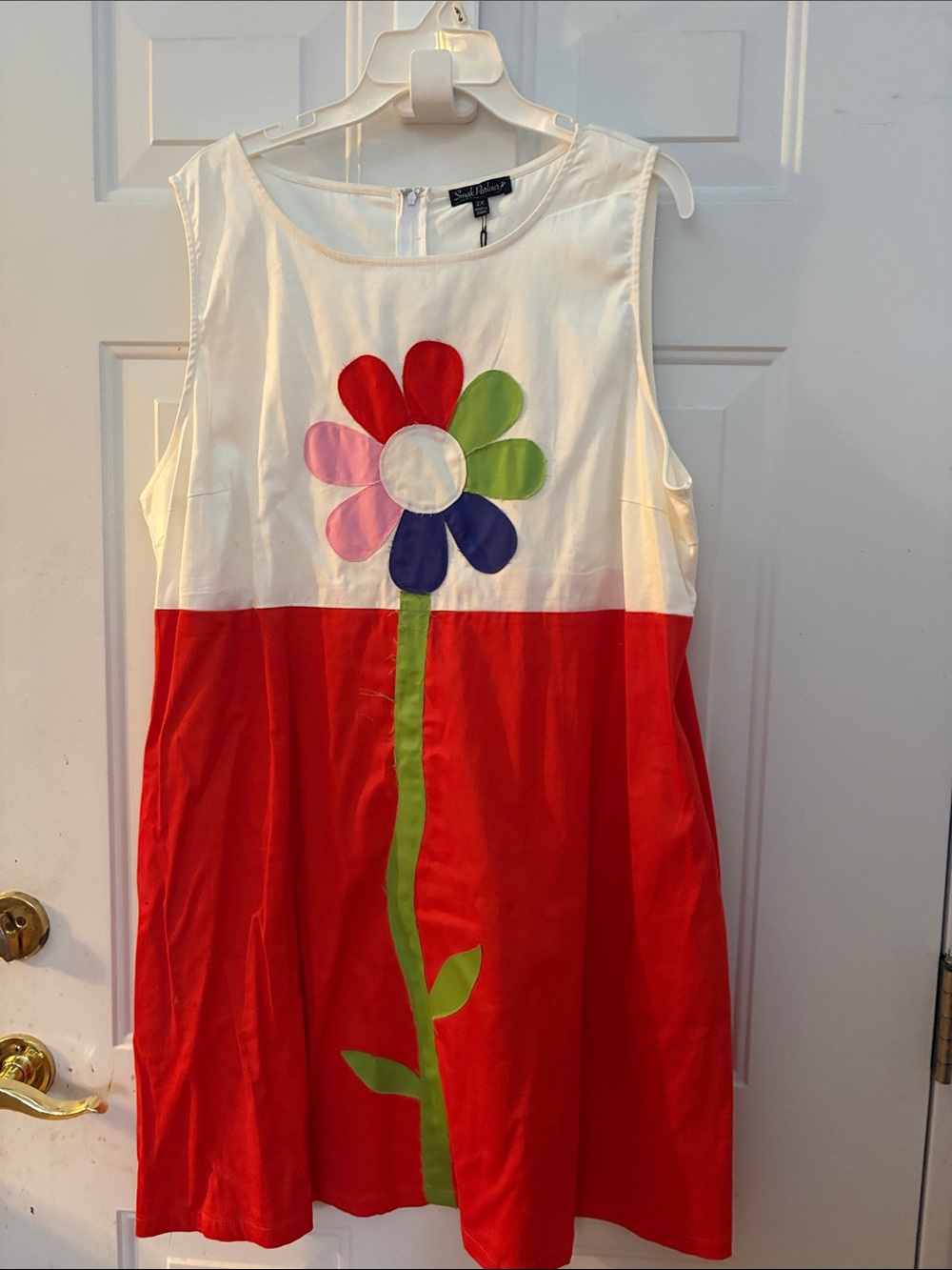 Smak Parlour White & Red Sleeveless Dress with Colorful Flower
